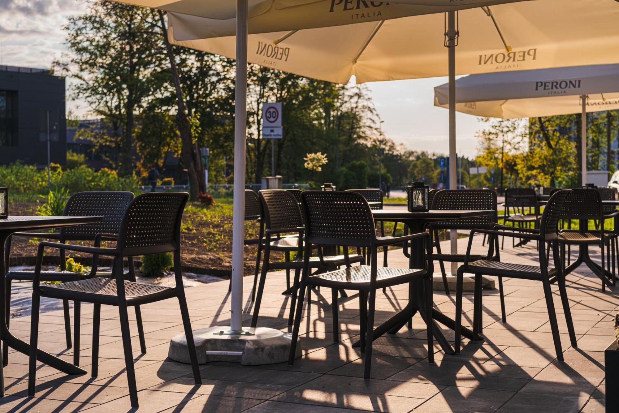 Easy One Premium Art Aparthotel Krakow Luaran gambar
